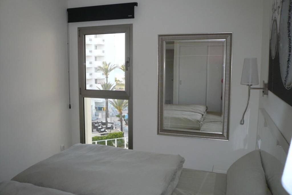 Modern Apartment With Stunning Sea View Кала Миллор Экстерьер фото